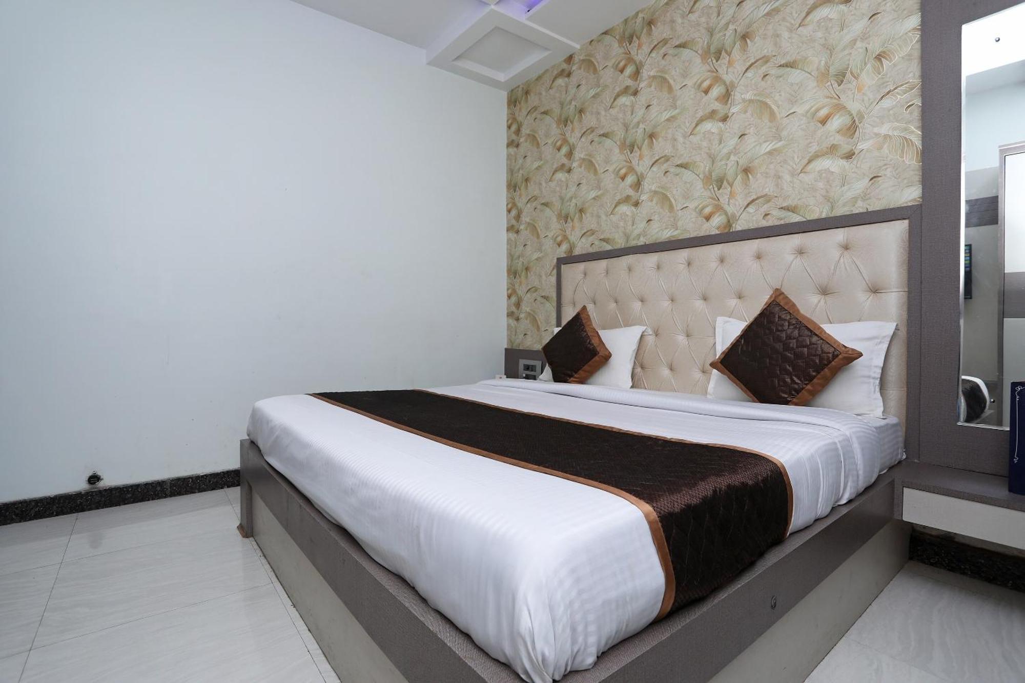 Oyo Hotel Vaishnavi Heritage Inn Agra  Zewnętrze zdjęcie